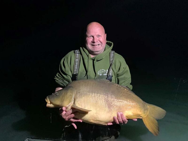 Oak Lake Record Mirror 48lb 8oz